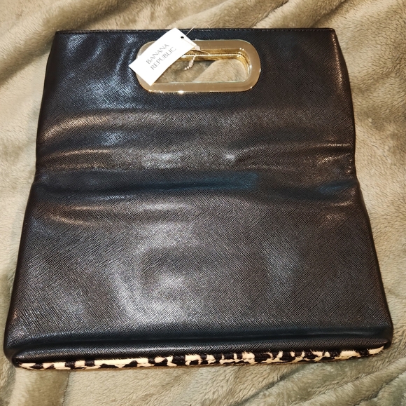Banana republic leather with leopard skin - Picture 4 of 4